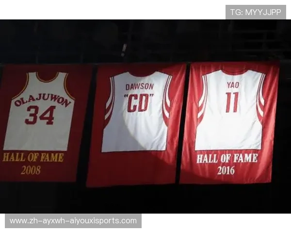 火箭队已退役球衣号码盘点与球星荣誉故事